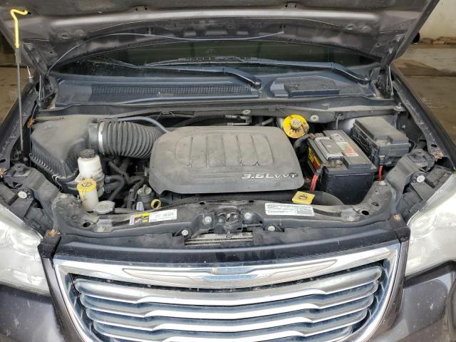 Photo 12 from auction – 2015 CHRYSLER TOWN & COU with VIN 2C4RC1CG5FR509979