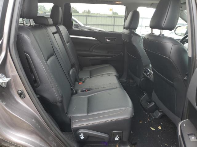 Photo 11 from auction – 2019 TOYOTA HIGHLANDER with VIN 5TDJZRFH6KS625594