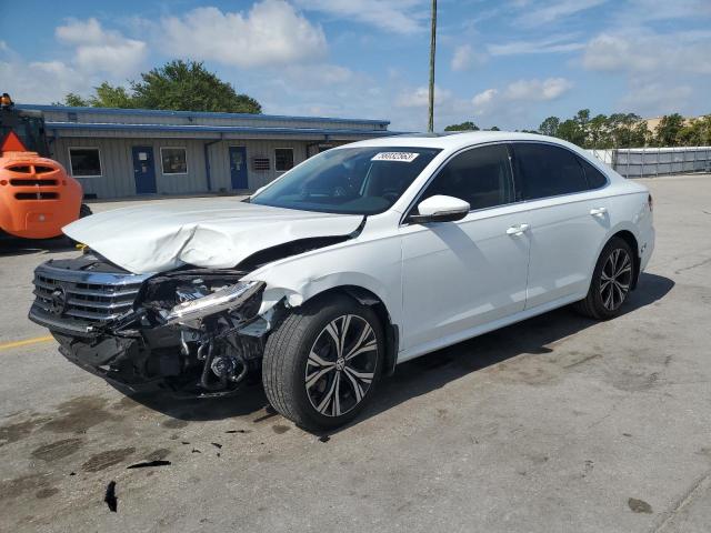VOLKSWAGEN PASSAT SE 2022 with VIN 1VWSA7A36NC005648 - Photo from auction