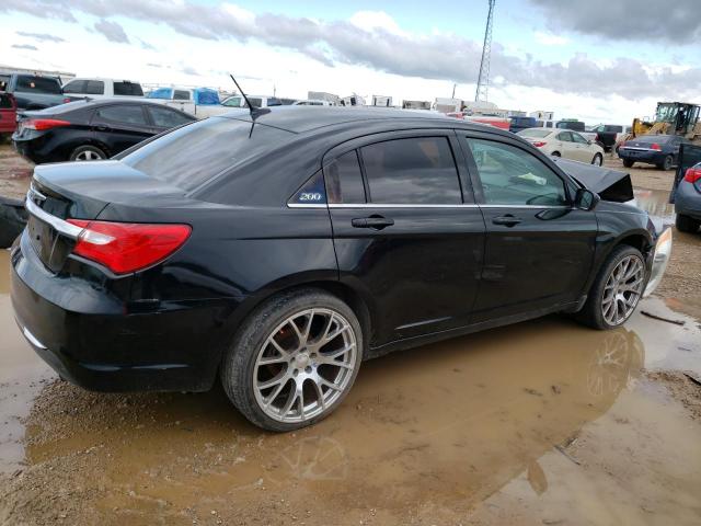 Photo 3 from auction – 2013 CHRYSLER 200 LX with VIN 1C3CCBAB8DN764286