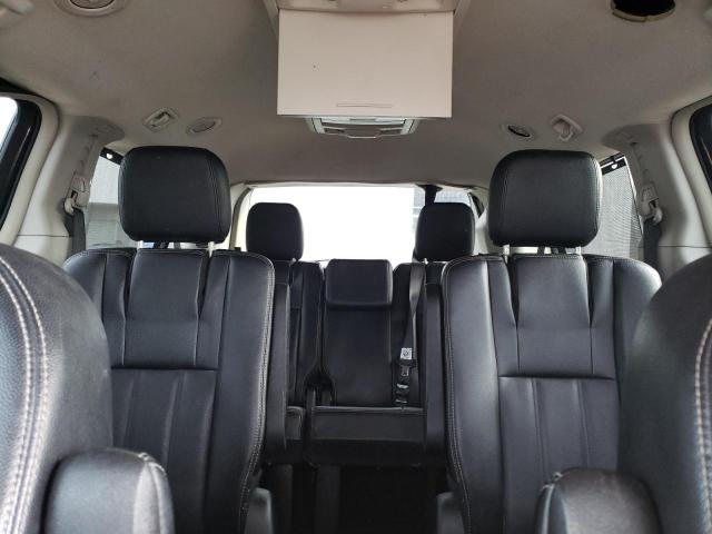 Photo 10 from auction – 2015 CHRYSLER TOWN & COU with VIN 2C4RC1BG4FR553974