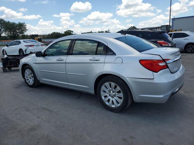 Photo 2 from auction – 2012 CHRYSLER 200 LX with VIN 1C3CCBABXCN208320