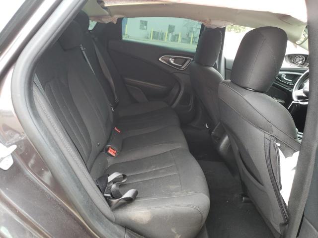 Photo 10 from auction – 2016 CHRYSLER 200 LIMITE with VIN 1C3CCCAB2GN107381