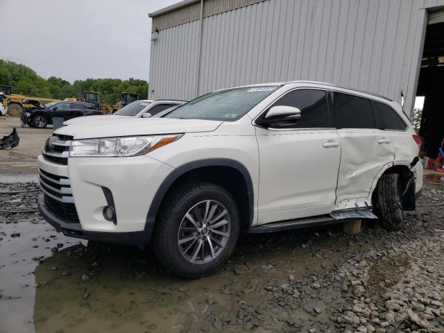 TOYOTA HIGHLANDER 2018 with VIN 5TDJZRFH1JS556232 - Photo from auction