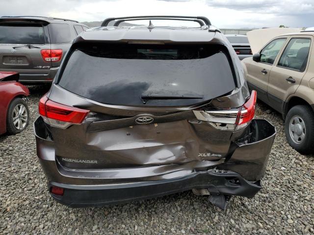 Photo 6 from auction – 2019 TOYOTA HIGHLANDER with VIN 5TDJZRFH1KS568303