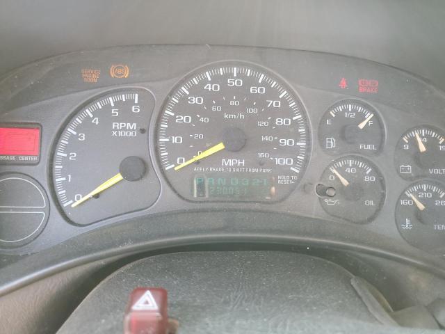 Photo 9 from auction – 2000 CHEVROLET SILVERADO with VIN 1GCEC14W8YZ211150