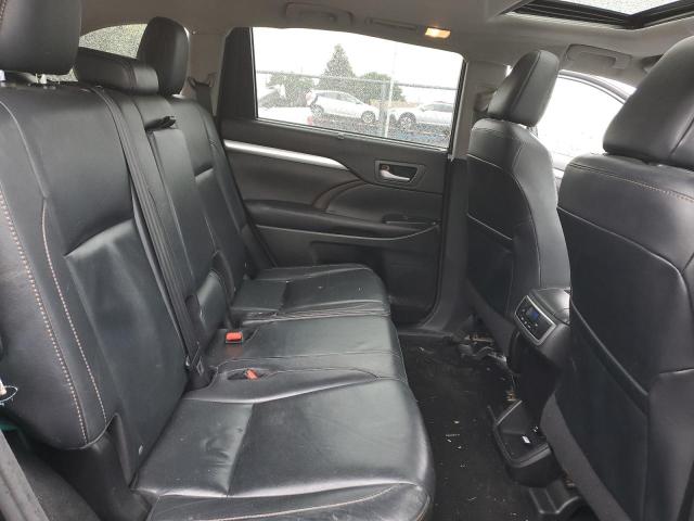 Photo 11 from auction – 2016 TOYOTA HIGHLANDER with VIN 5TDJKRFH9GS331814