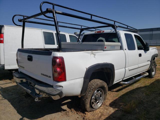 Photo 3 from auction – 2003 CHEVROLET SILVERADO with VIN 1GCHC29U53E160037