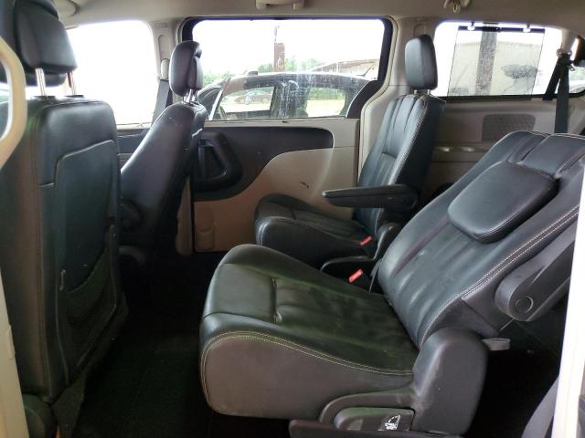 Photo 11 from auction – 2012 CHRYSLER TOWN & COU with VIN 2C4RC1CGXCR363431