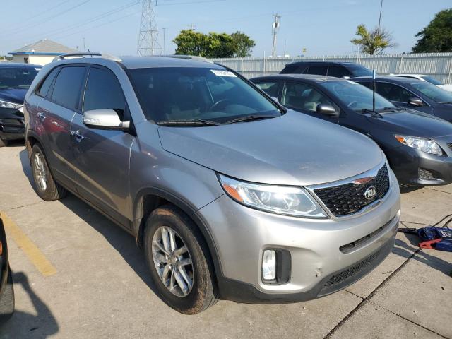 Photo 4 from auction – 2015 KIA SORENTO LX with VIN 5XYKT4A67FG626853