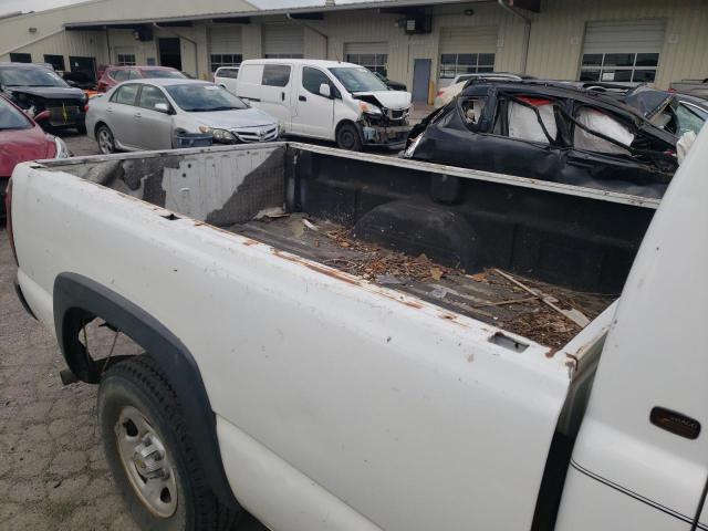 Photo 10 from auction – 2004 CHEVROLET SILVERADO with VIN 1GCEK14V54E109557