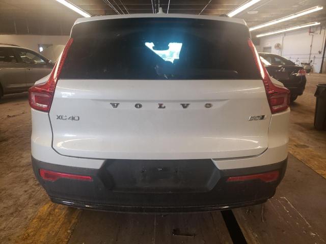 Photo 6 from auction – 2023 VOLVO XC40 PLUS with VIN YV4L12UW0P2008664