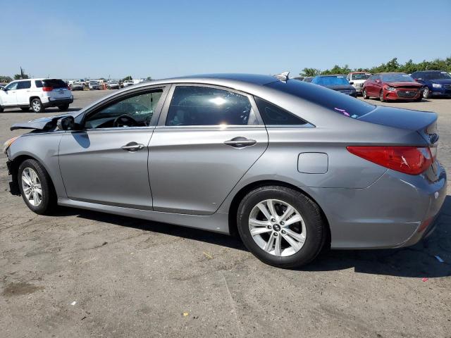 Photo 2 from auction – 2014 HYUNDAI SONATA GLS with VIN 5NPEB4AC0EH867313