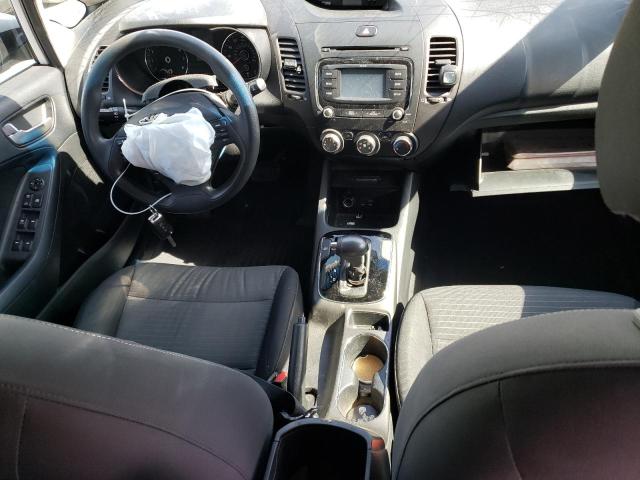 Foto 8 de la subasta – 2017 KIA FORTE LX con VIN 3KPFL4A72HE021682