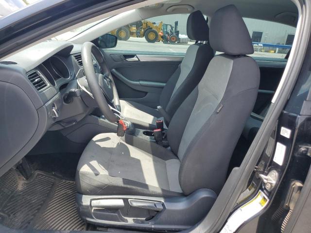 Photo 7 from auction – 2017 VOLKSWAGEN JETTA S with VIN 3VW2B7AJ1HM293299