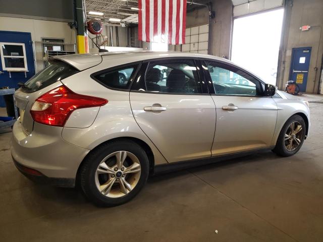 Zdjęcie 3 z aukcji – 2014 FORD FOCUS SE z VIN 1FADP3K23EL150564