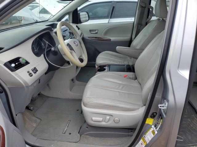 Photo 7 from auction – 2012 TOYOTA SIENNA XLE with VIN 5TDYK3DC4CS267341
