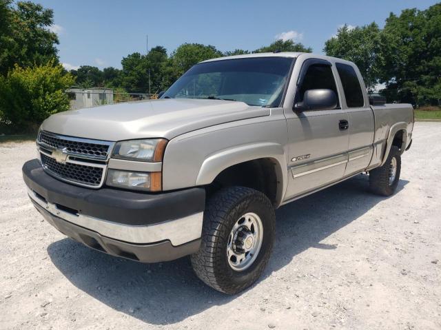 Photo 2 from auction – 2005 CHEVROLET SILVERADO with VIN 1GCHK29U75E138904
