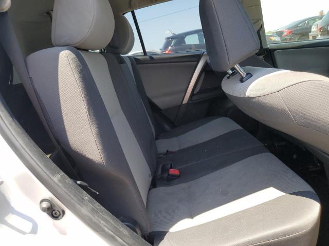 Photo 10 from auction – 2015 TOYOTA RAV4 LE with VIN JTMZFREV8FJ038464