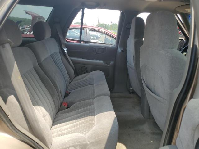 Photo 11 from auction – 2002 CHEVROLET BLAZER with VIN 1GNDT13W52K205598