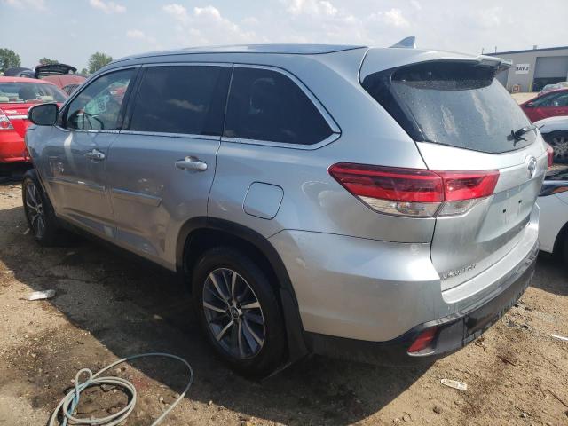 Photo 2 from auction – 2019 TOYOTA HIGHLANDER with VIN 5TDJZRFH6KS617057