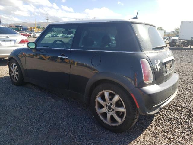 Photo 2 from auction – 2006 MINI COOPER with VIN WMWRC33586TK15301