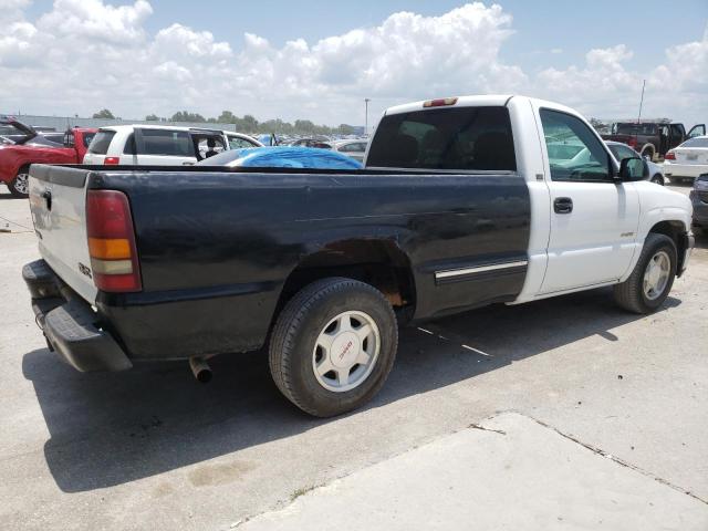 Photo 3 from auction – 2000 CHEVROLET SILVERADO with VIN 1GCEC14W8YE209602