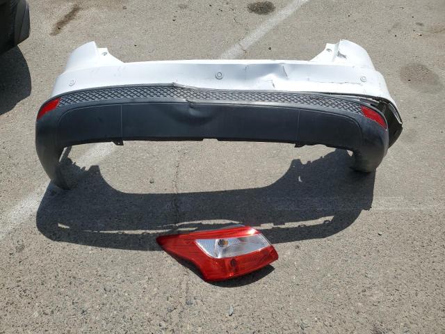 Photo 12 from auction – 2014 FORD FOCUS SE with VIN 1FADP3F22EL357957