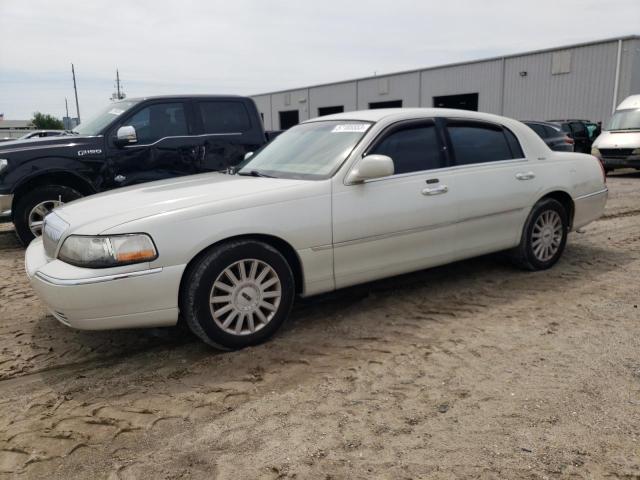Photo 1 from auction – 2005 LINCOLN TOWN CAR S with VIN 1LNHM81W15Y671125