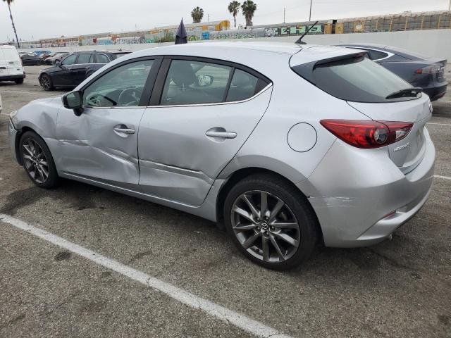 Photo 2 from auction – 2018 MAZDA 3 TOURING with VIN 3MZBN1L33JM181547
