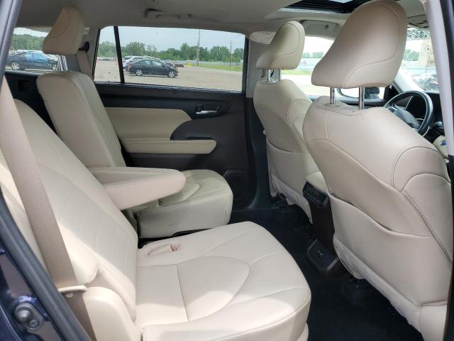Photo 11 from auction – 2020 TOYOTA HIGHLANDER with VIN 5TDHBRCH7LS505716