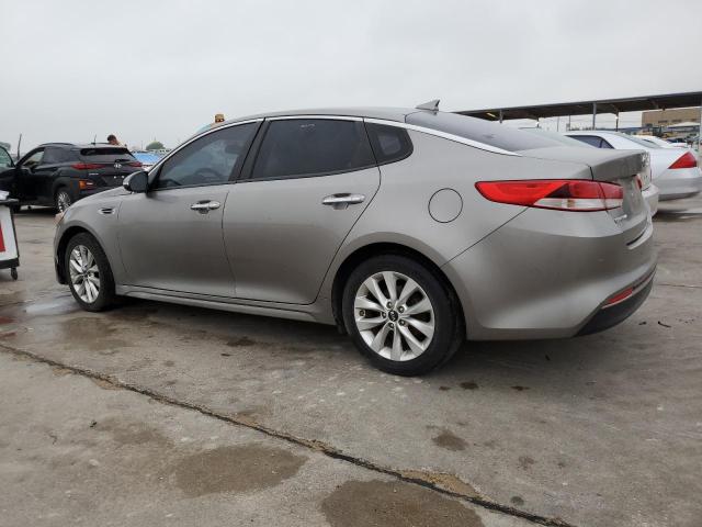 Photo 2 from auction – 2017 KIA OPTIMA LX with VIN 5XXGT4L30HG130034