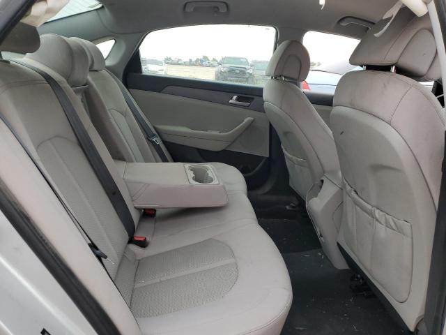 Photo 10 from auction – 2017 HYUNDAI SONATA SE with VIN 5NPE24AF2HH491972