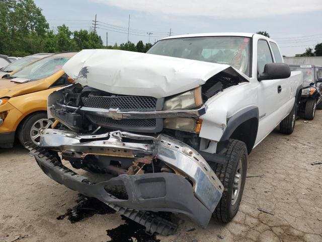 CHEVROLET SILVERADO 2004 with VIN 1GCGC29U64E385788 - Photo from auction