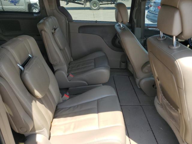 Photo 11 from auction – 2012 CHRYSLER TOWN & COU with VIN 2C4RC1CG5CR410820