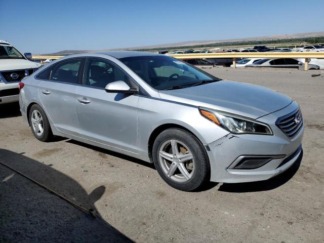Photo 4 from auction – 2017 HYUNDAI SONATA SE with VIN 5NPE24AF5HH567359