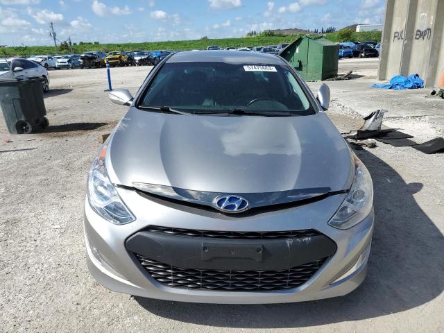 Photo 5 from auction – 2013 HYUNDAI SONATA HYB with VIN KMHEC4A44DA092196