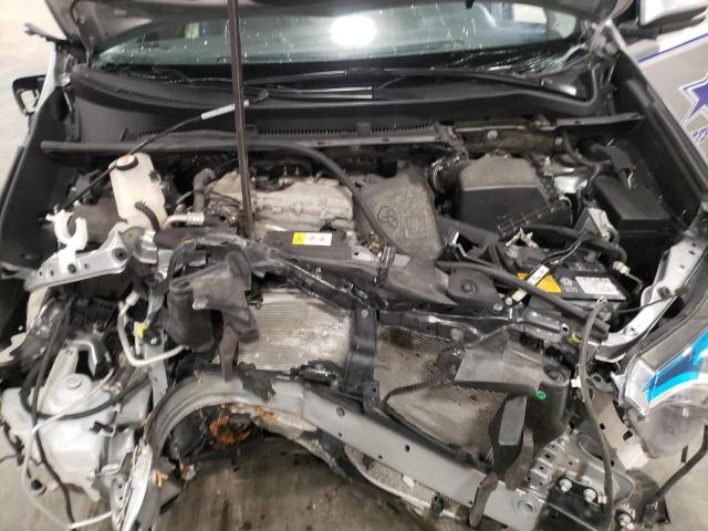 Photo 12 from auction – 2018 TOYOTA RAV4 LIMIT with VIN JTMDFREV7JJ195700
