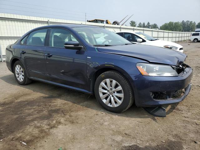 Photo 4 from auction – 2013 VOLKSWAGEN PASSAT S with VIN 1VWAP7A37DC133731