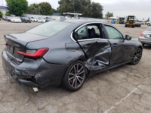 Photo 3 from auction – 2022 BMW 330XE with VIN 3MW5P9J04N8C69780