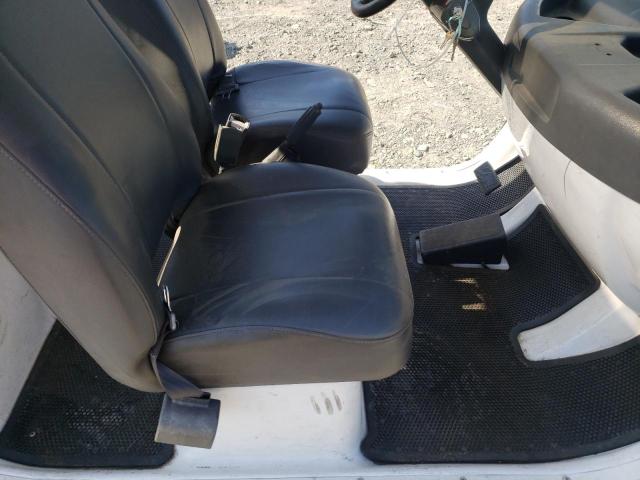 Photo 5 from auction – 2001 GEM E825 with VIN 5ASAG47441F012677