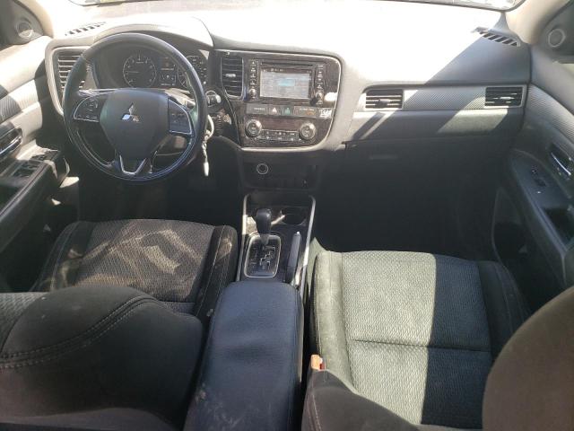 Photo 8 from auction – 2017 MITSUBISHI OUTLANDER with VIN JA4AD2A3XHZ039628