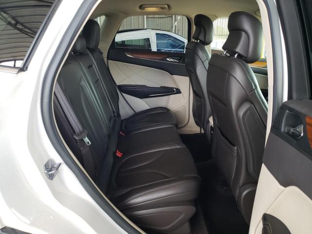 Photo 11 from auction – 2017 LINCOLN MKC SELECT with VIN 5LMCJ2C98HUL32703