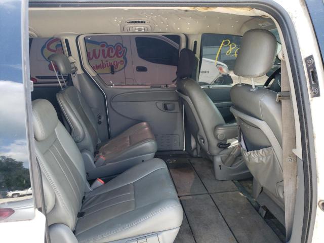 Photo 11 from auction – 2007 CHRYSLER TOWN & COU with VIN 2A4GP54L87R267456