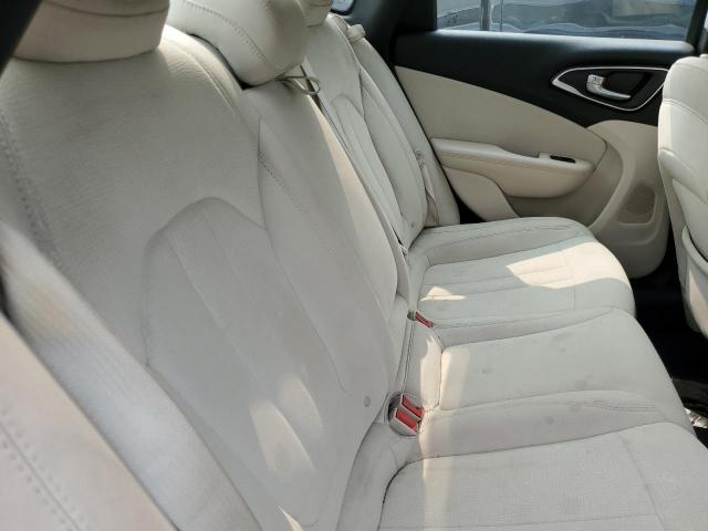 Photo 10 from auction – 2015 CHRYSLER 200 LIMITE with VIN 1C3CCCAB2FN677010