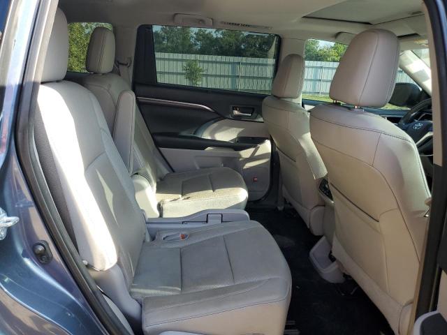 Photo 11 from auction – 2016 TOYOTA HIGHLANDER with VIN 5TDYKRFH8GS145311