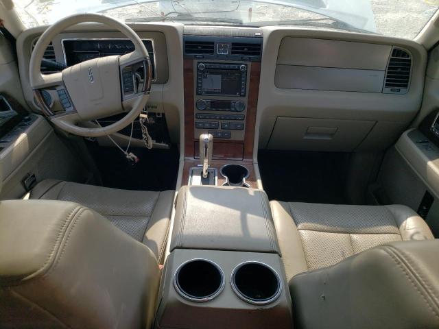 Photo 8 from auction – 2013 LINCOLN NAVIGATOR with VIN 5LMJJ2J52DEL04813