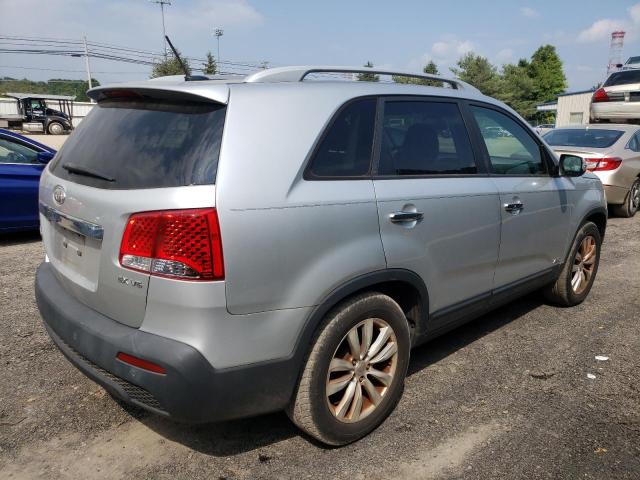 Photo 3 from auction – 2011 KIA SORENTO EX with VIN 5XYKUDA22BG043076