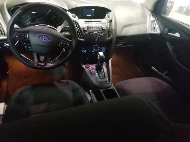 Photo 8 from auction – 2015 FORD FOCUS SE with VIN 1FADP3F28FL285521