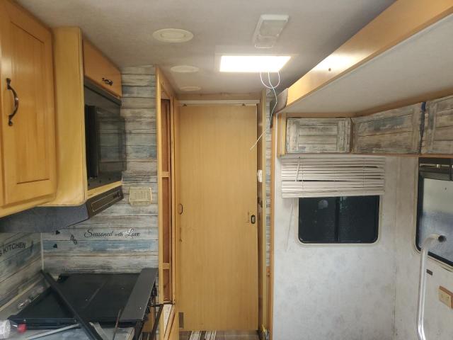 Photo 6 from auction – 1997 WINNEBAGO RIALTA MOT with VIN 3FCMF53GXVJA03676